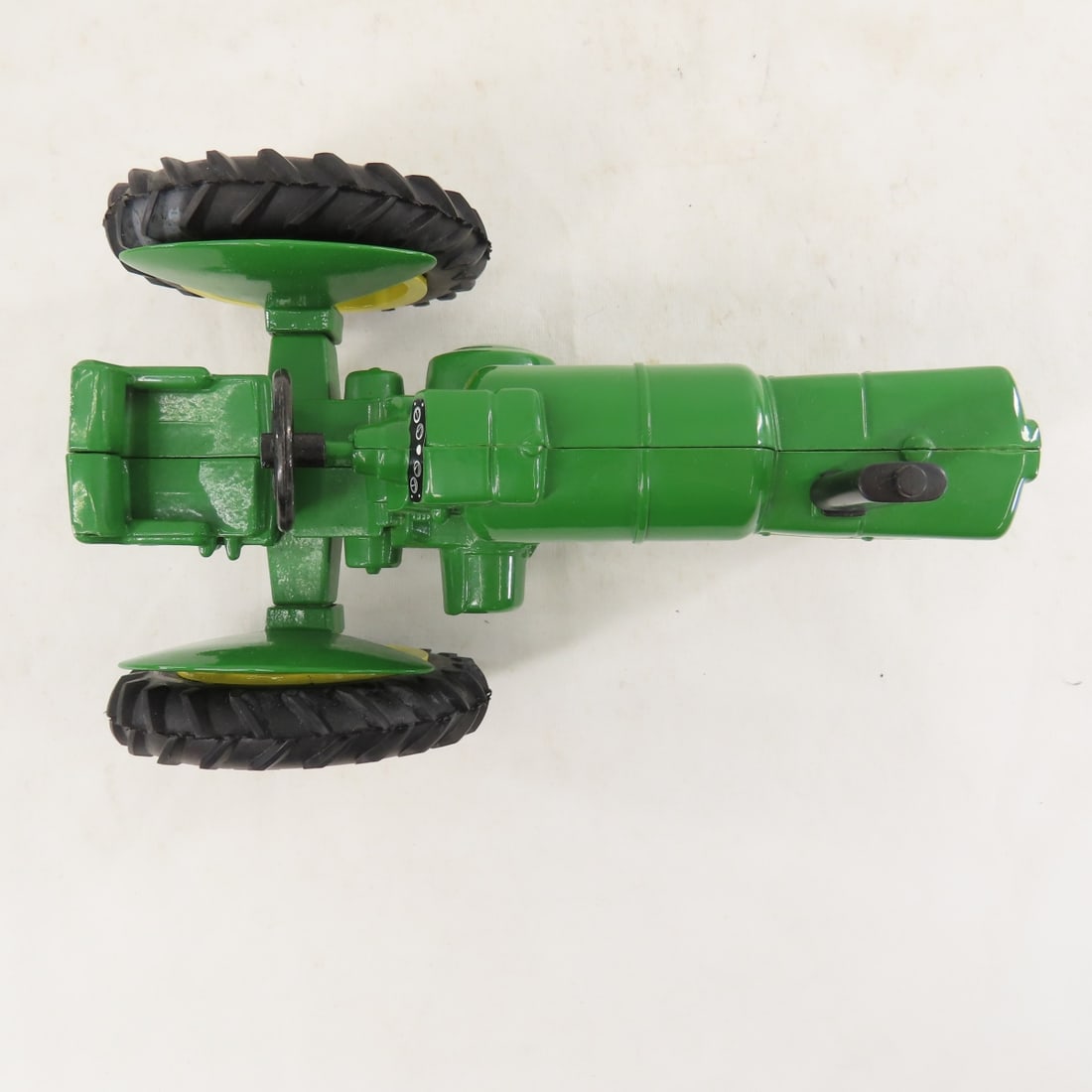 2 John Deere 1:16 Scale ERTL Tractors Spec Edition - 6