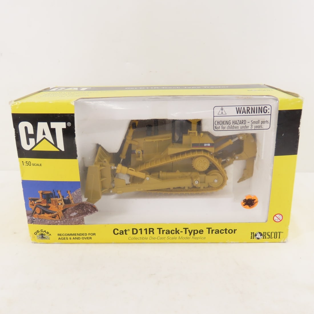Norscot CAT 1:16, 1:50 Scale D11R & 2-Ton Tractors - 2