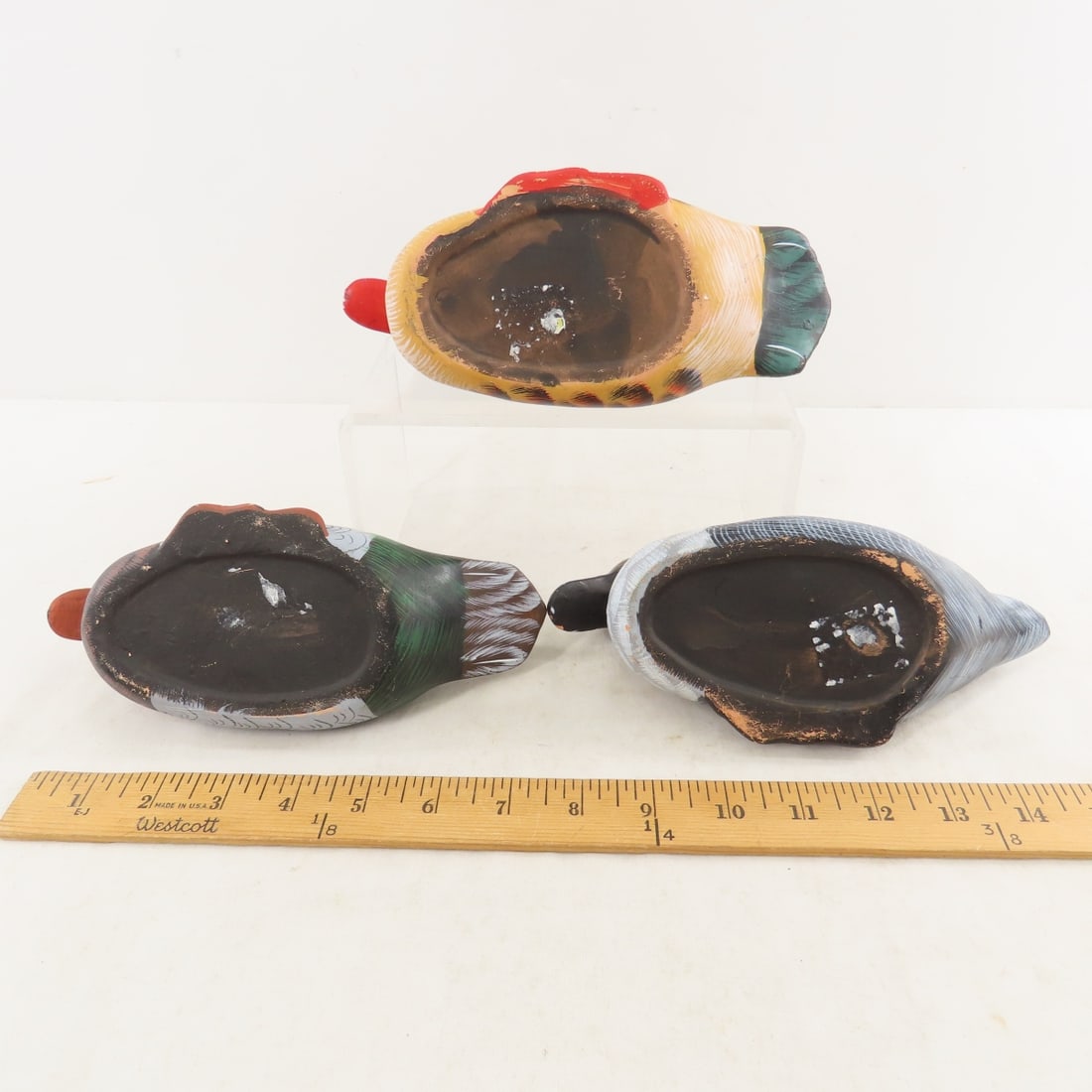 Collection of Ceramic & Plant Fiber Ducks Decor - 5