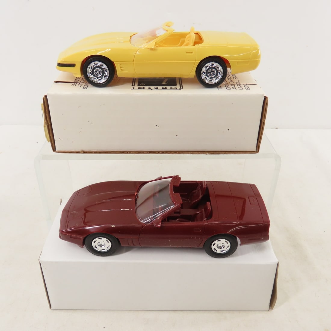 ERTL 1:25 Scale Promo Cars, Corvette, Beretta - 3