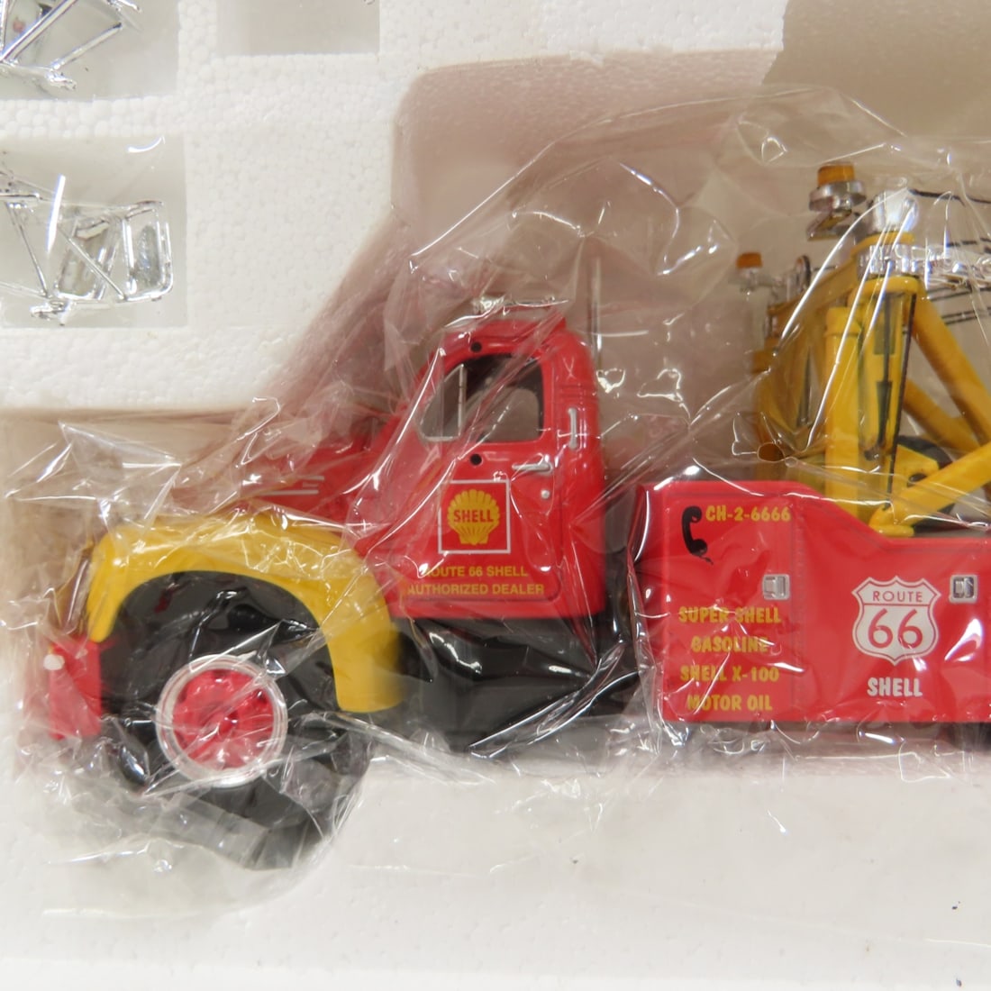 3 1st Gear Mack 1:34 Scale Tow Trucks in Box - 4
