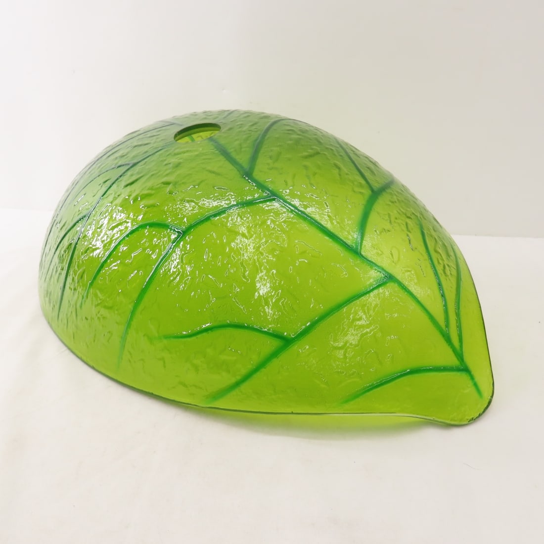 Eden Bath, Green Leaf Shaped Glass Vessel Sink - 7