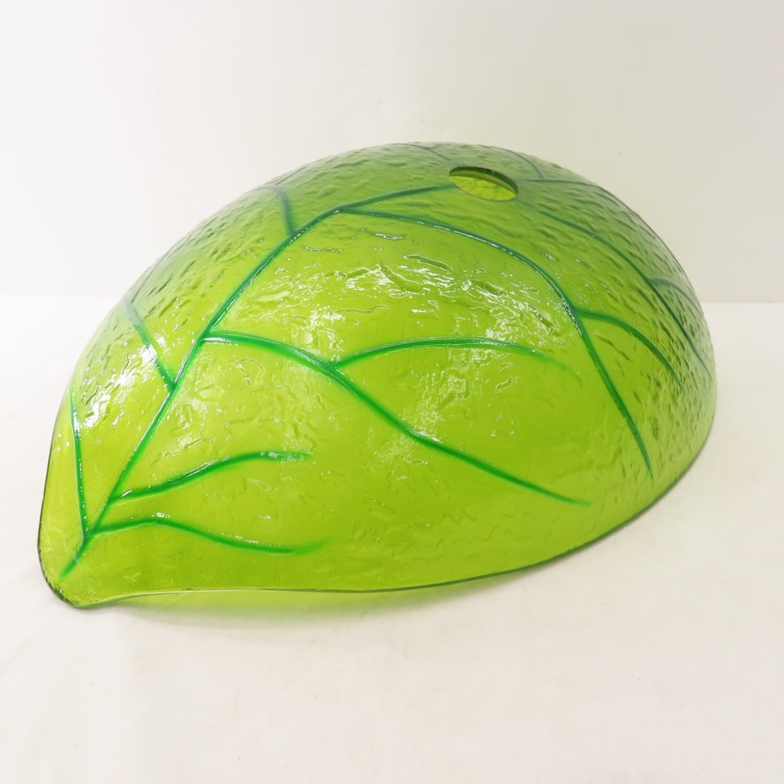 Eden Bath, Green Leaf Shaped Glass Vessel Sink - 8