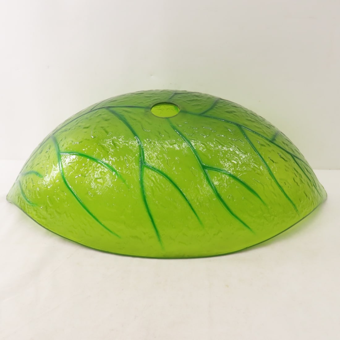 Eden Bath, Green Leaf Shaped Glass Vessel Sink - 9