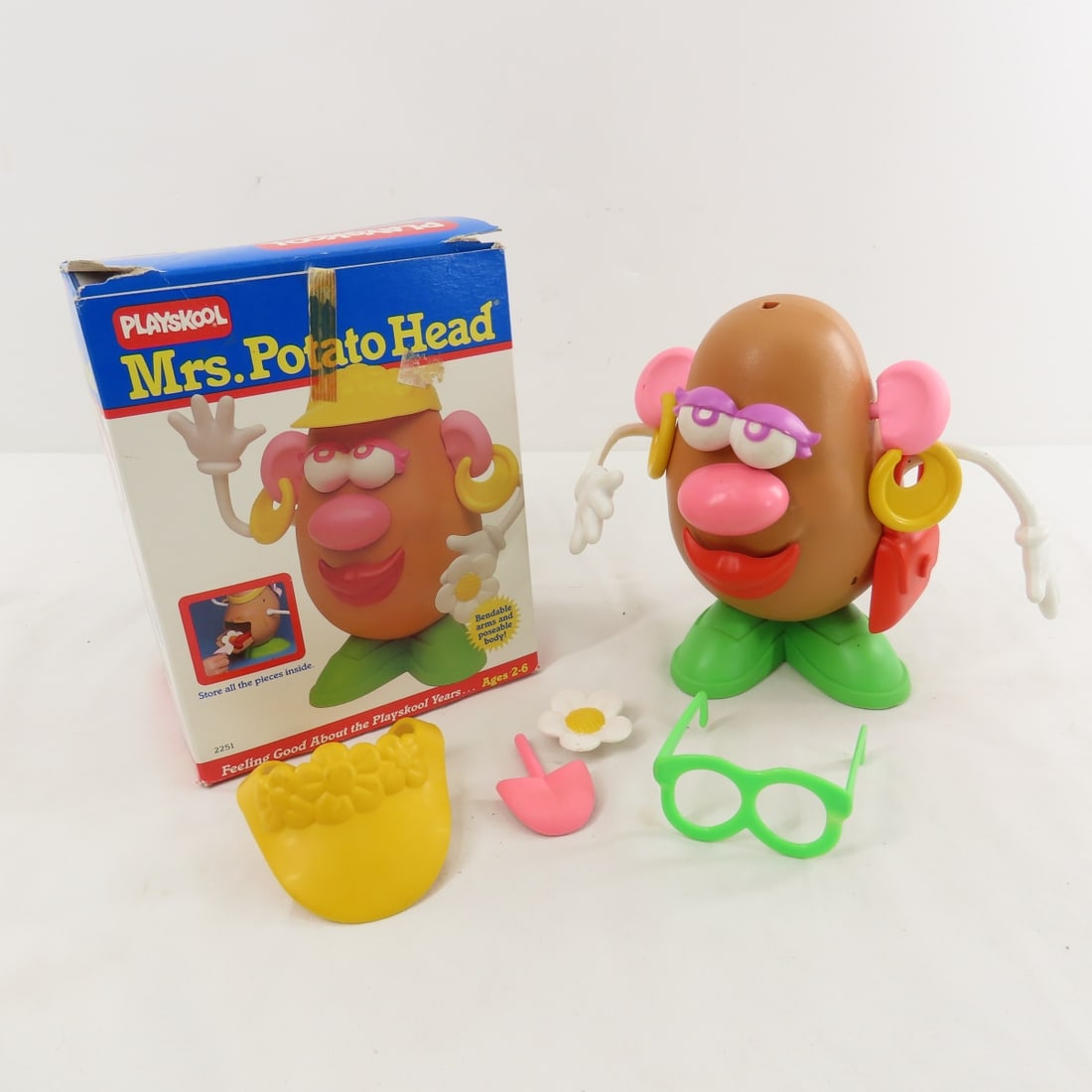 1985 Fisher Price Little People Sets & More - 7