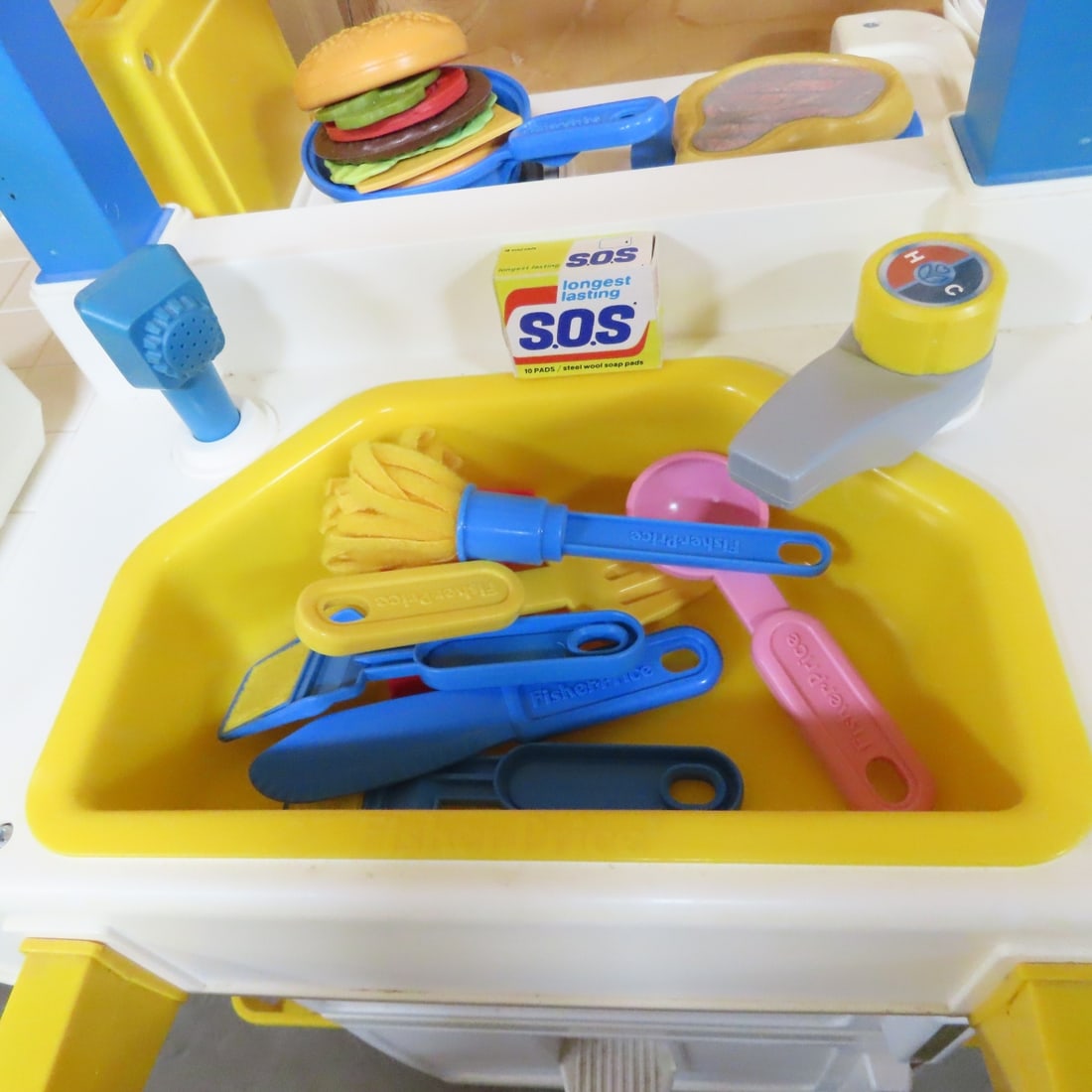 1980's Fisher Price Kitchen & More - 4