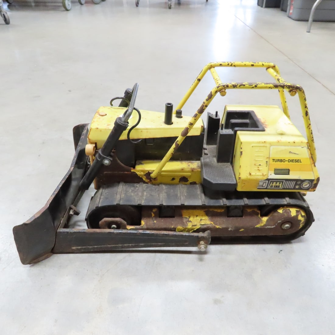 Vintage Tonka Bulldozer, Backhoe, Front End Loader - 6