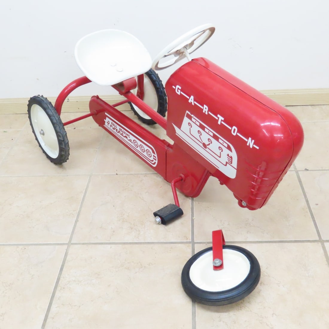 Restored Garton Powerama Chain Drive Pedal Tractor - 2