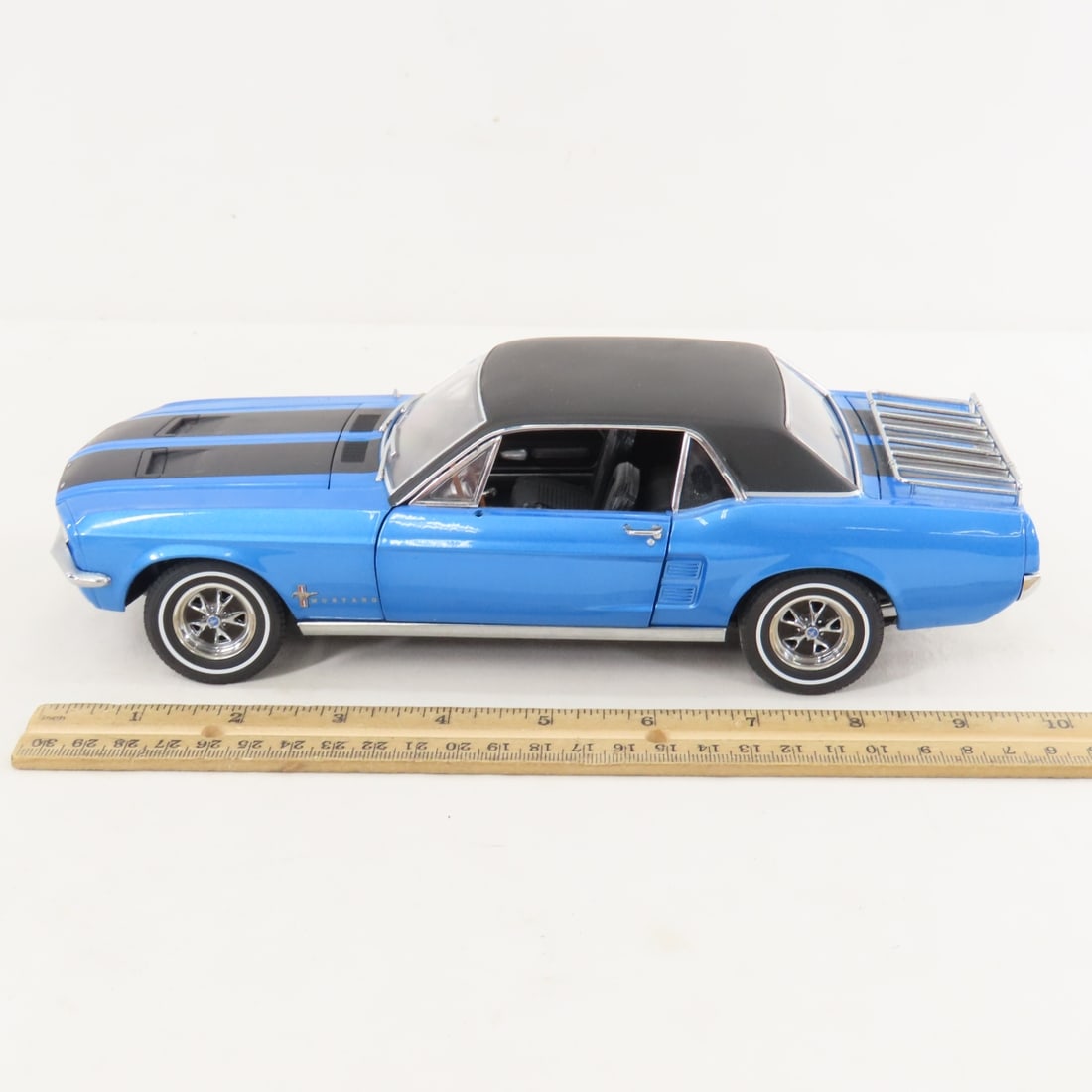 5 1:18 Scale Diecast Cars, ERTL, Greenlight, Other - 3