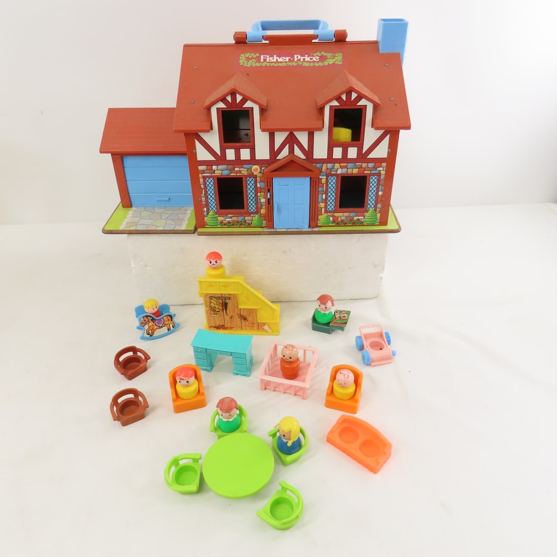 Vintage Fisher Price Parking Ramp, Barn, House - 2
