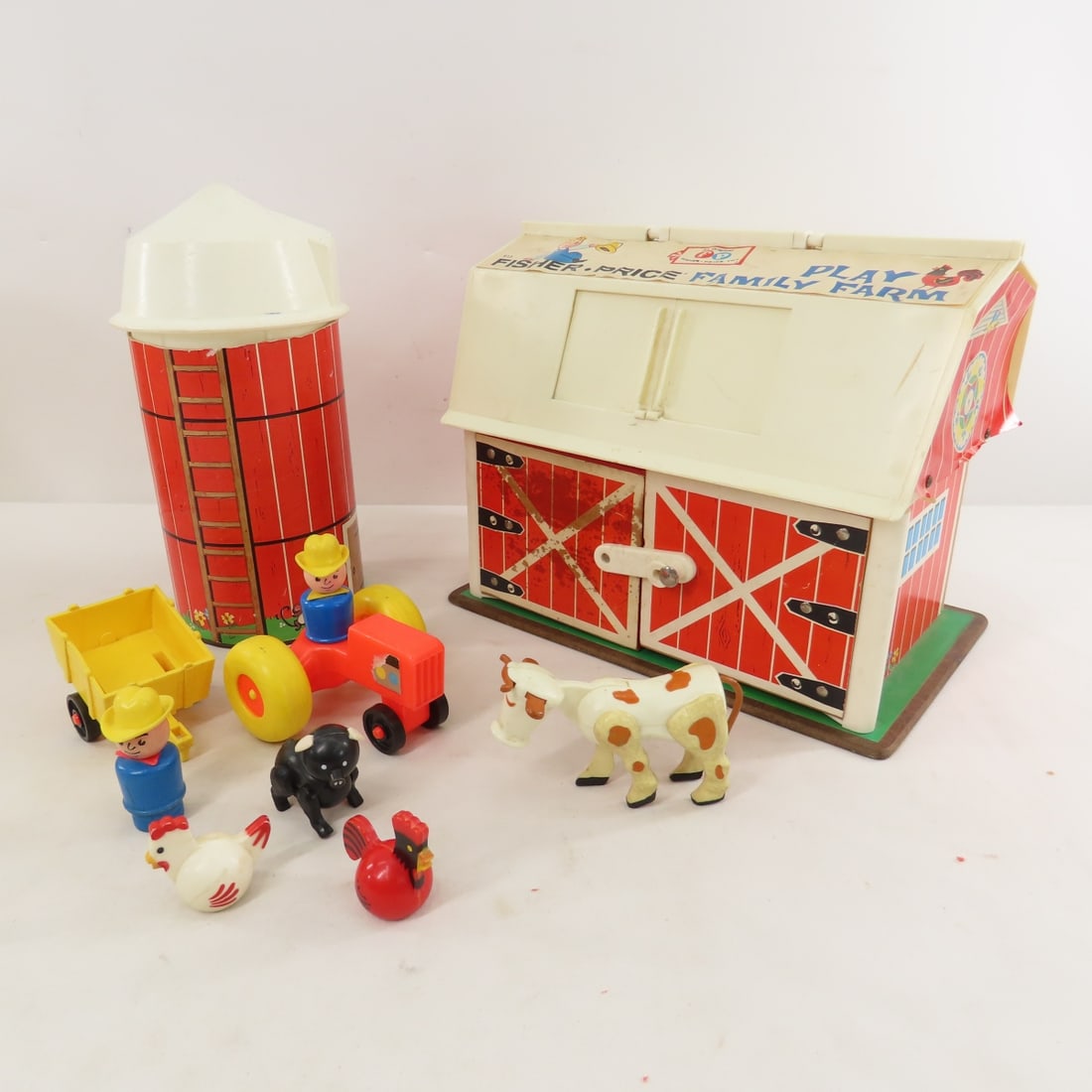 Vintage Fisher Price Parking Ramp, Barn, House - 8