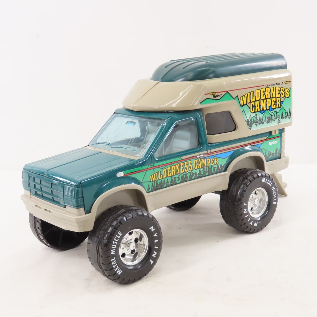 Nylint Wilderness Camper, Gatorade Semi & More - 16