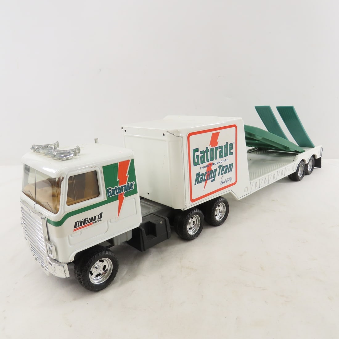 Nylint Wilderness Camper, Gatorade Semi & More - 2