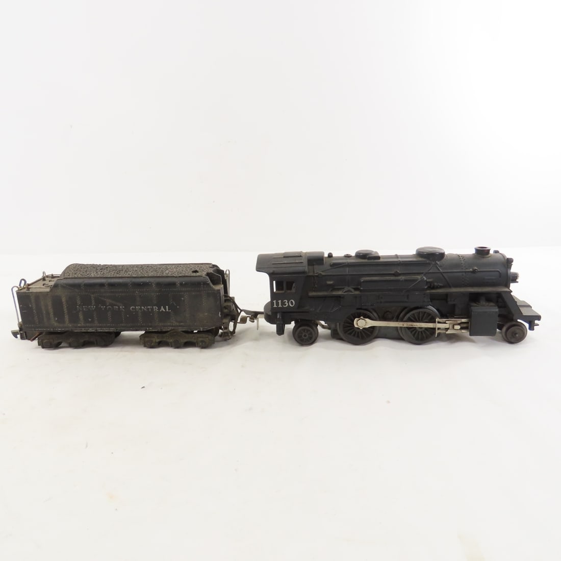 Vintage Lionel O Gauge 1130 Engine, Cars & Track - 2