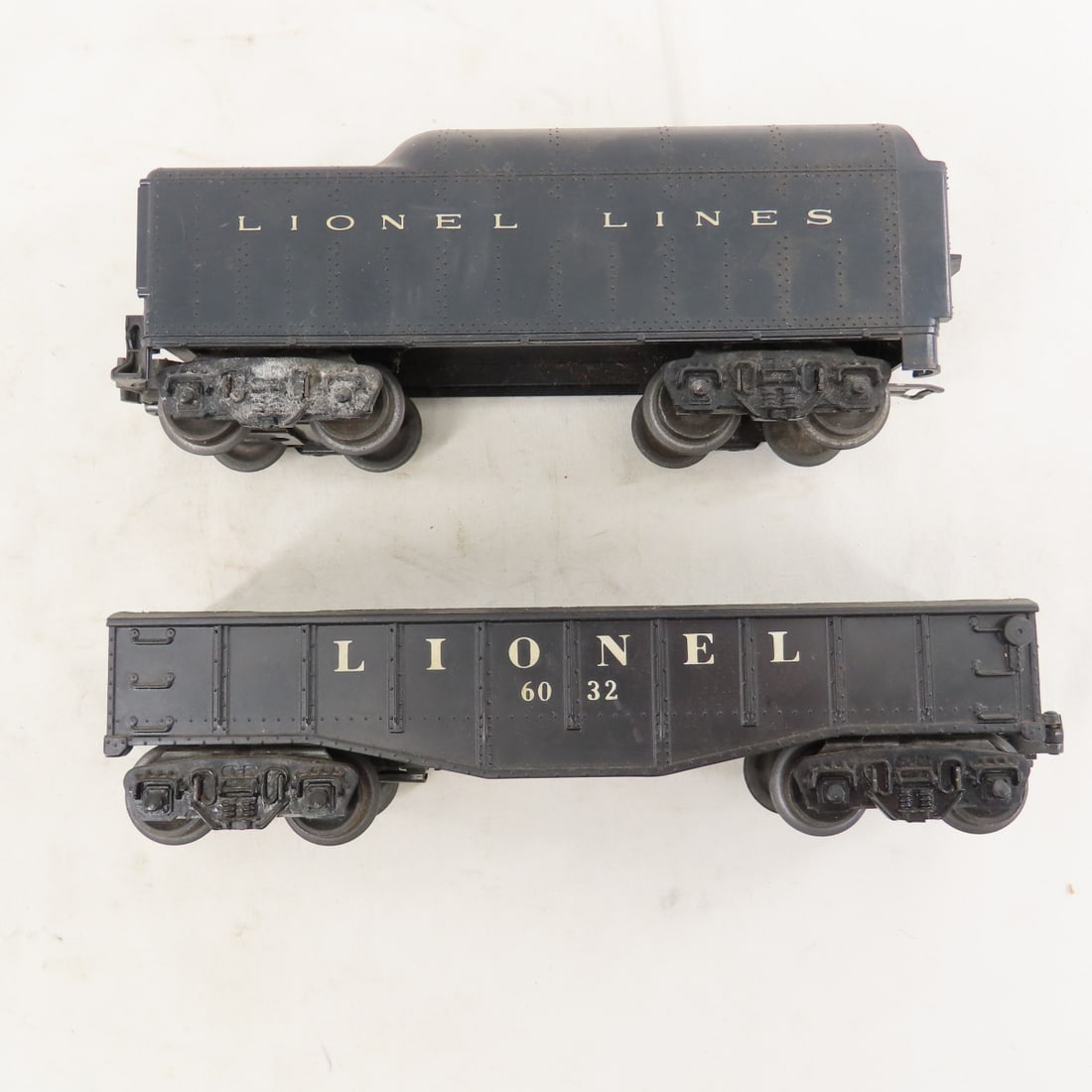 Vintage Lionel O Gauge 1130 Engine, Cars & Track - 9