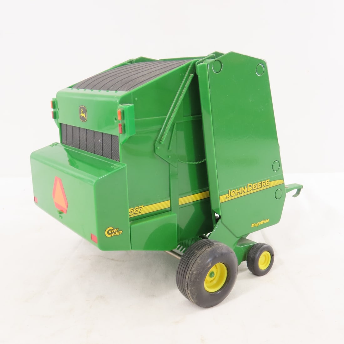 ERTL John Deere 567 Mega Wide Baler, 1:16 Diecast - 5