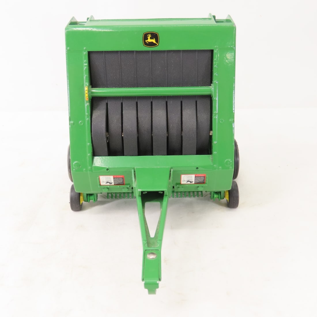 ERTL John Deere 567 Mega Wide Baler, 1:16 Diecast - 8