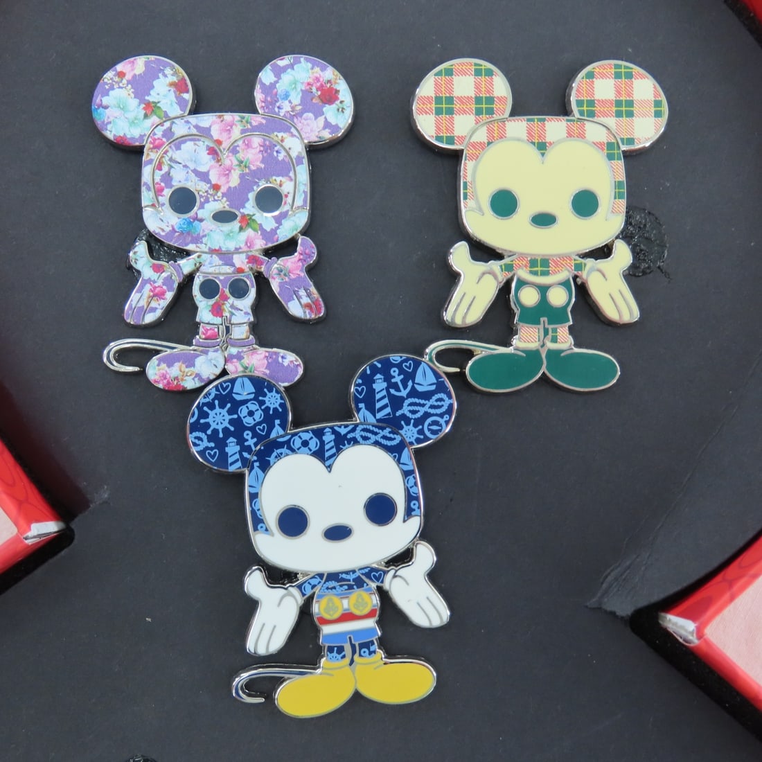 Funko Pop Disney 2020 Year of The Mouse Pin Set - 2