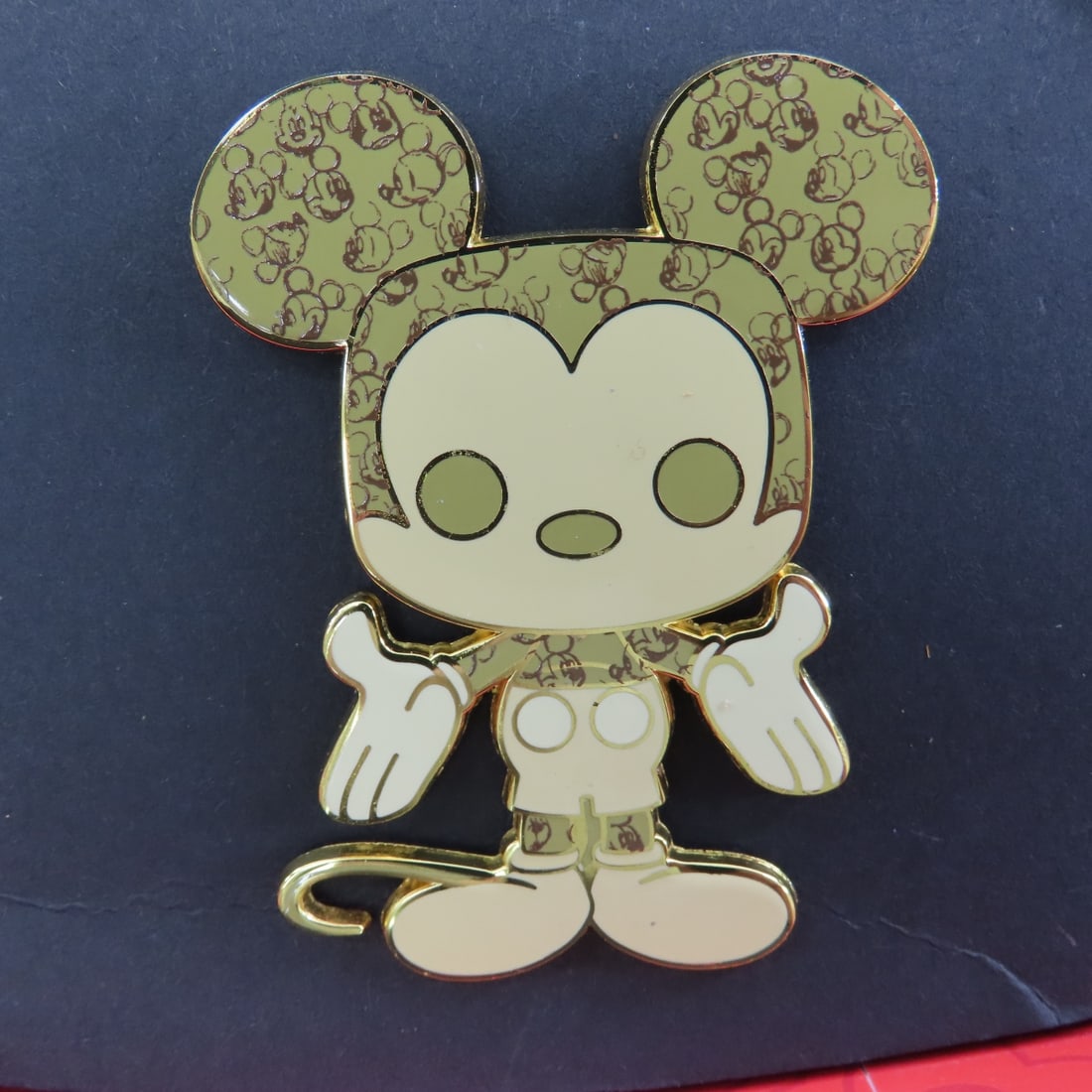 Funko Pop Disney 2020 Year of The Mouse Pin Set - 6