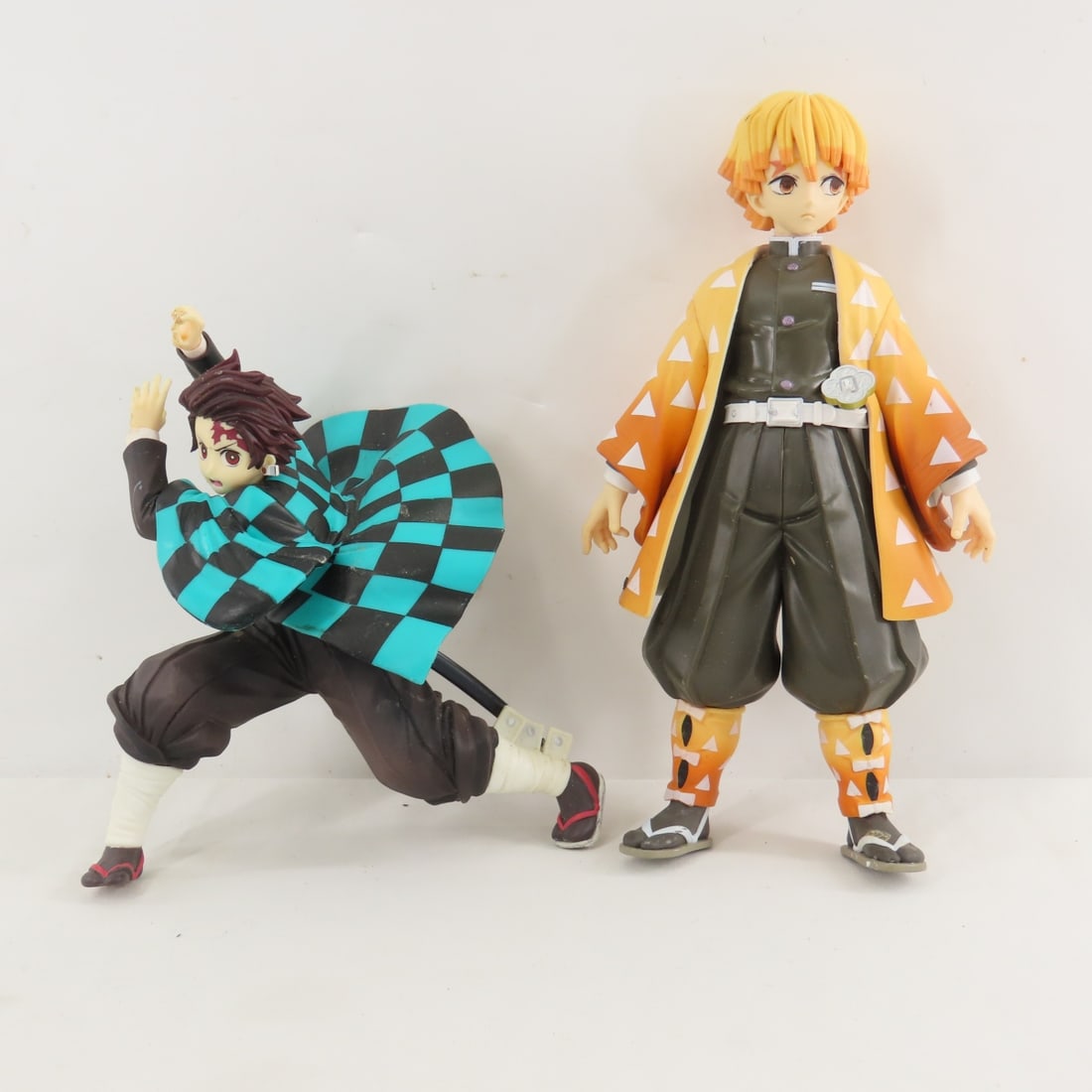 Killer Klowns, Demon Slayer, LOTR & Other Figures - 8