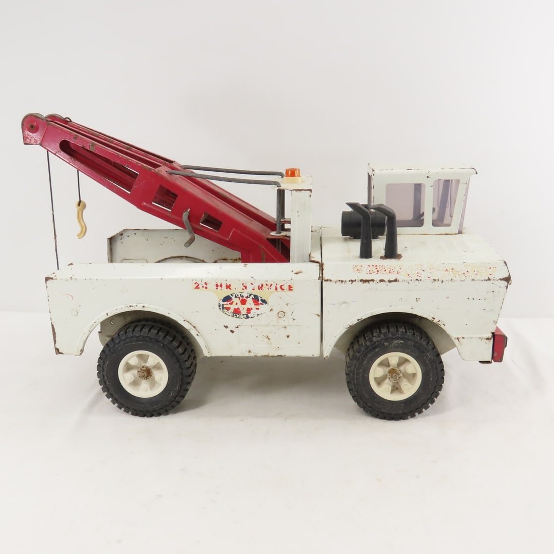 Vintage Tonka Wrecker & Front End Loader - 4