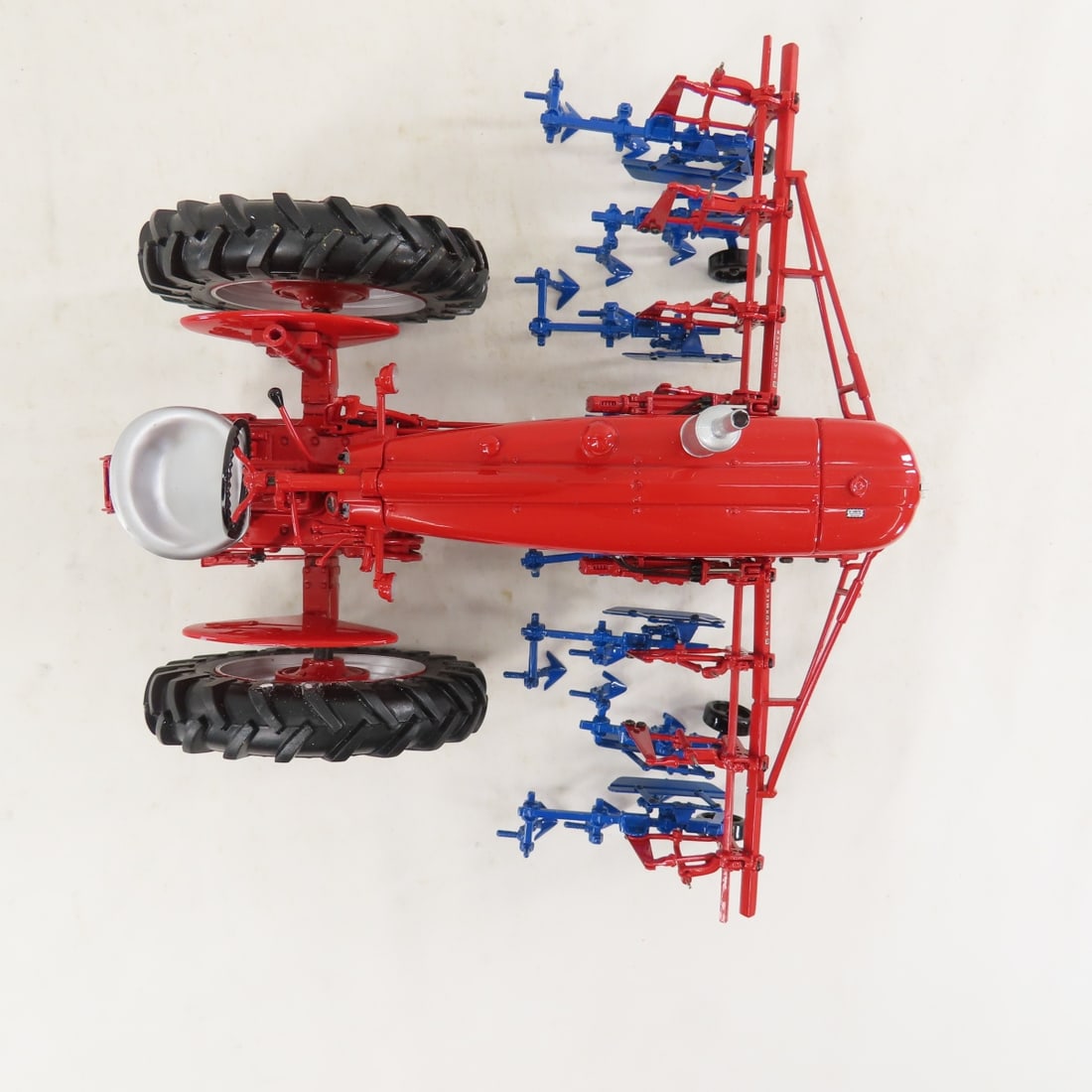 ERTL 50th Anniversary Farmall 400 Cultivator w/Box - 8
