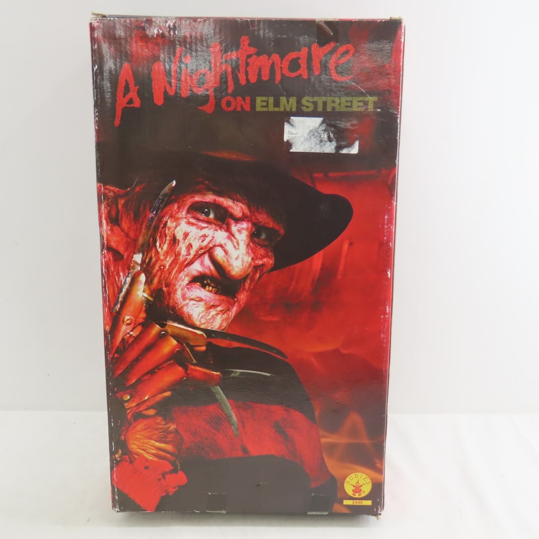 Freddy Krueger Glove, Cthulhu Figure & More - 6