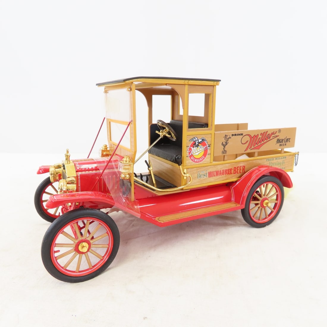 Franklin Mint Model T Miller Brewing Truck w/box - 2