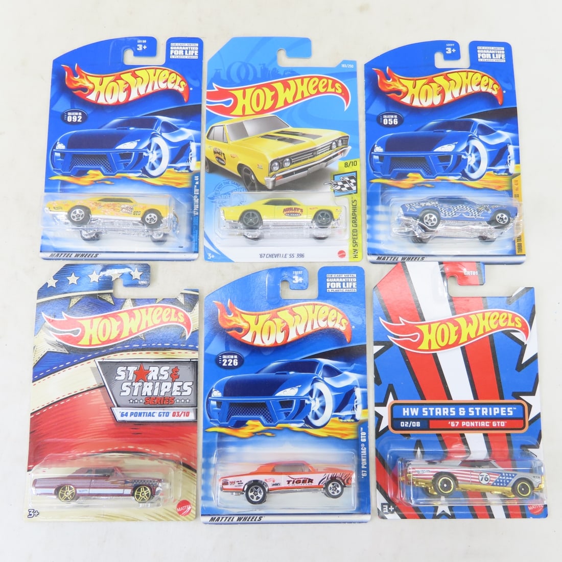 50 1990s & 2000s Hot Wheels Diecast Cars on cards - 9