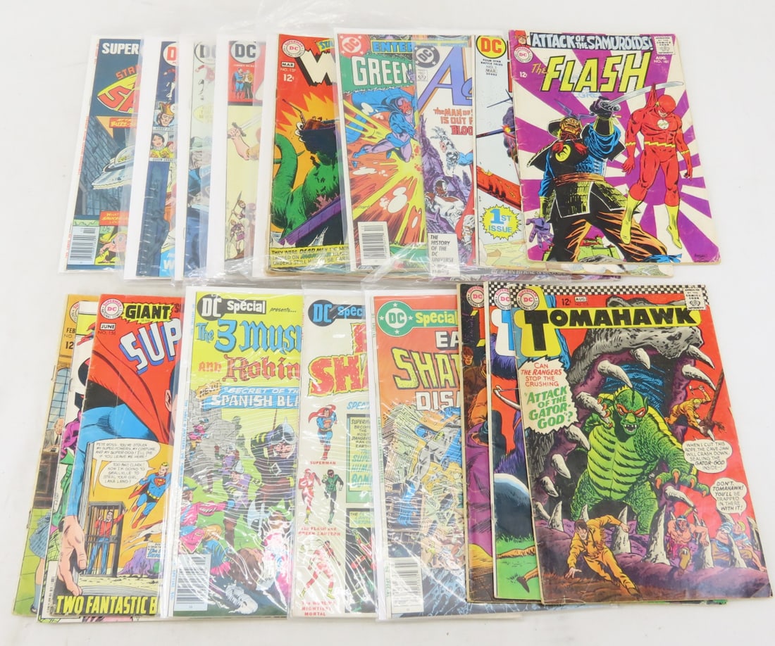 20 Vintage DC Comics, Superman, Batman, Tomahawk: 20 Vintage DC Comics, Superman, Batman, Tomahawk - and more. 12 cent and up cover prices. LOT SIZE: 11x8x4" 4 LBS All information and photos, which are part of the description) are intended to be as