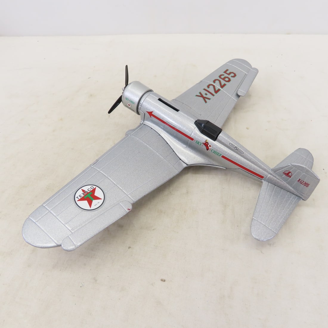 6 ERTL Wings of Texaco Airplane Banks in boxes - 7
