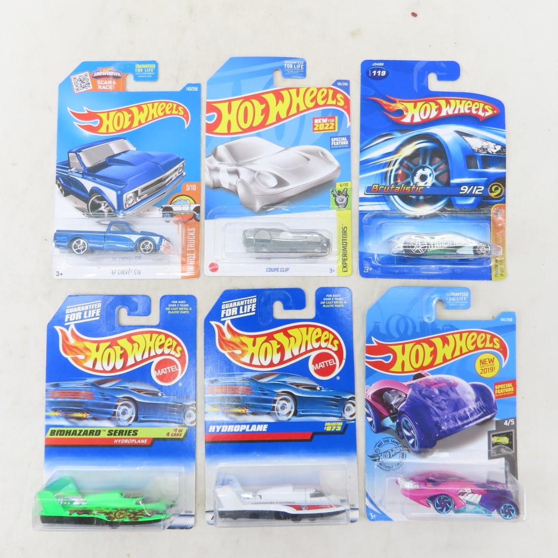 50 1990s & 2000s Hot Wheels Diecast Cars on cards - 7
