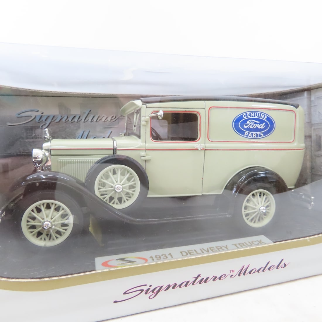 Signature Models 1931 Delivery Truck1:18 Diecast - 2
