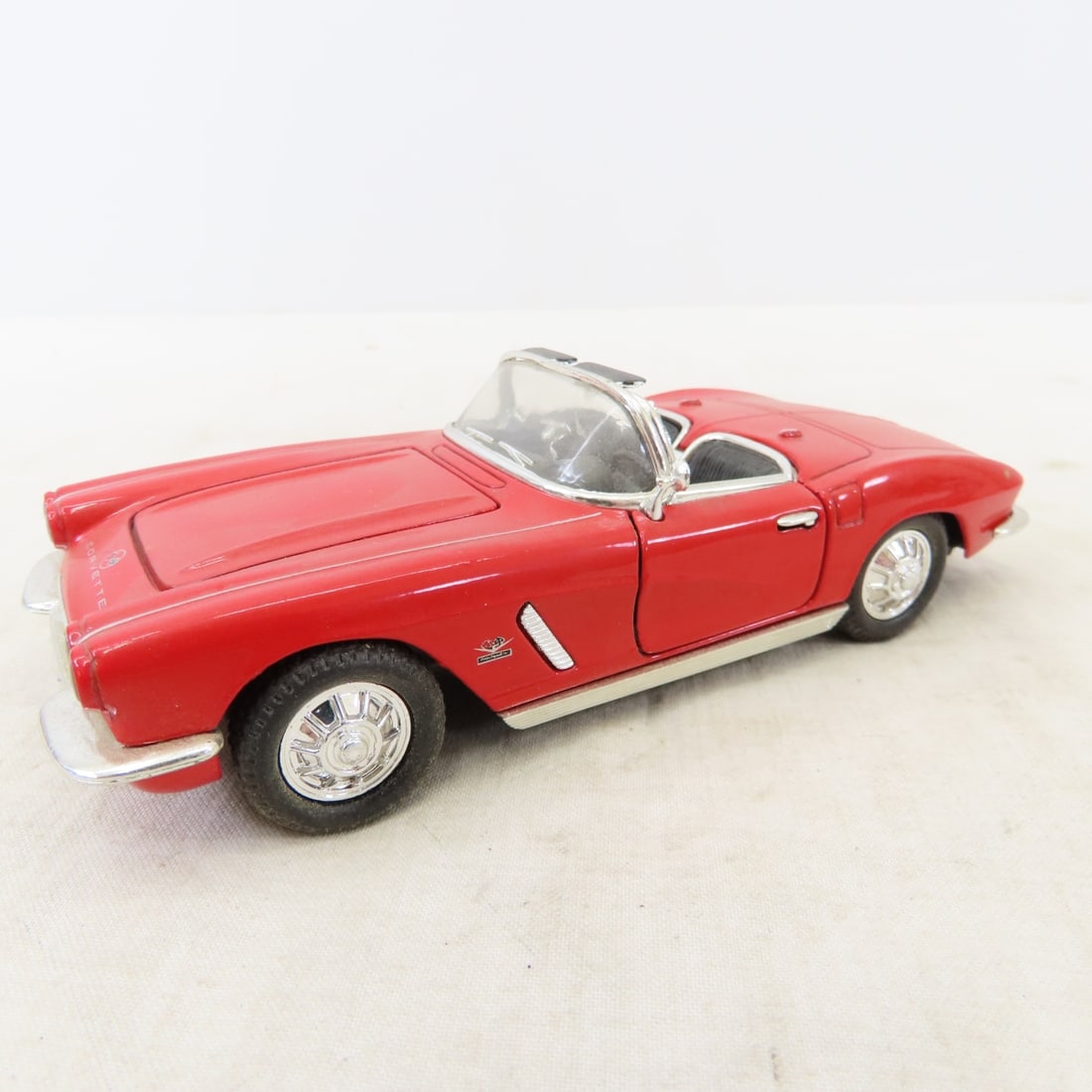 New Ray 1:43 & other Diecast Cars - 9