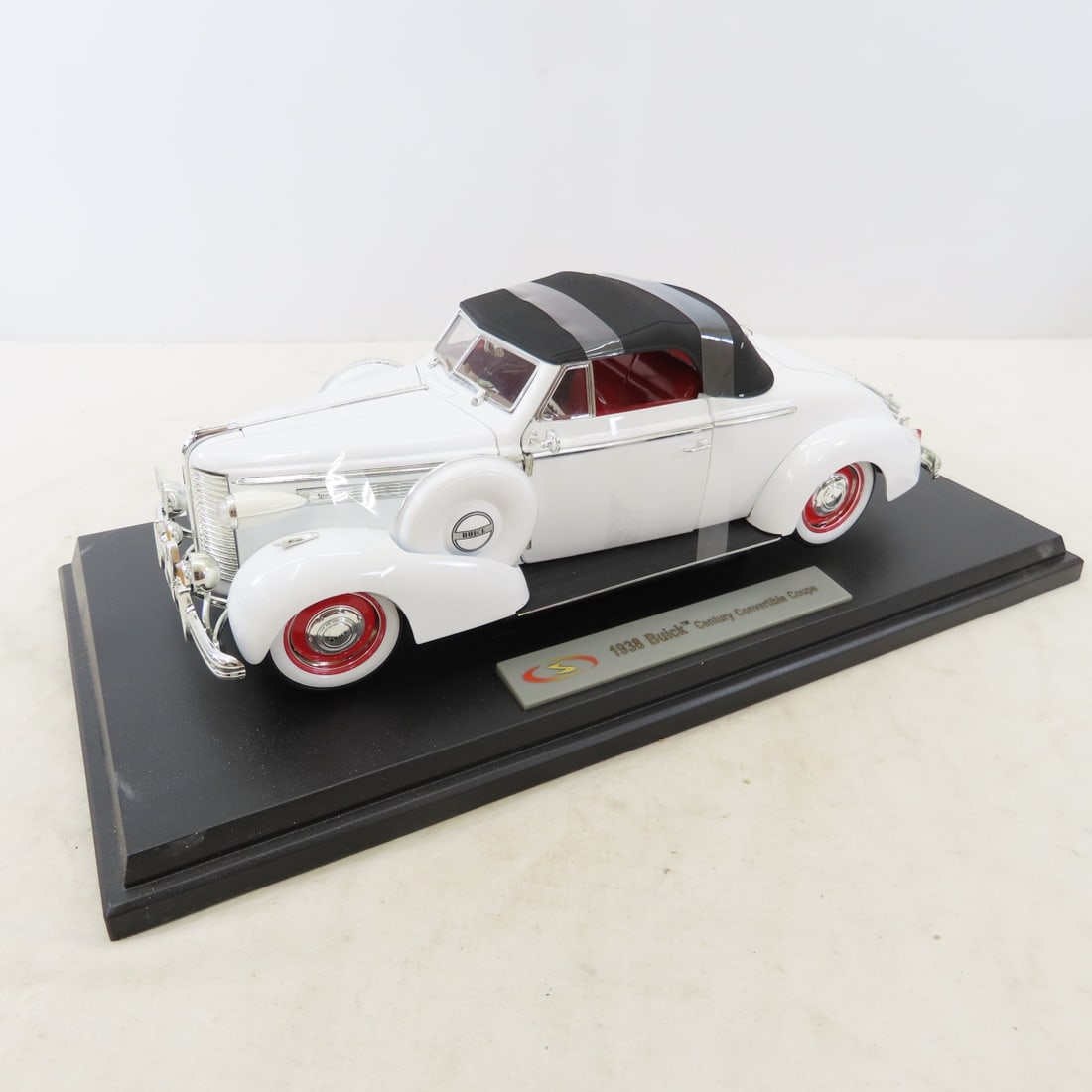 Signature Models1938 Buick Century Convertible - 3