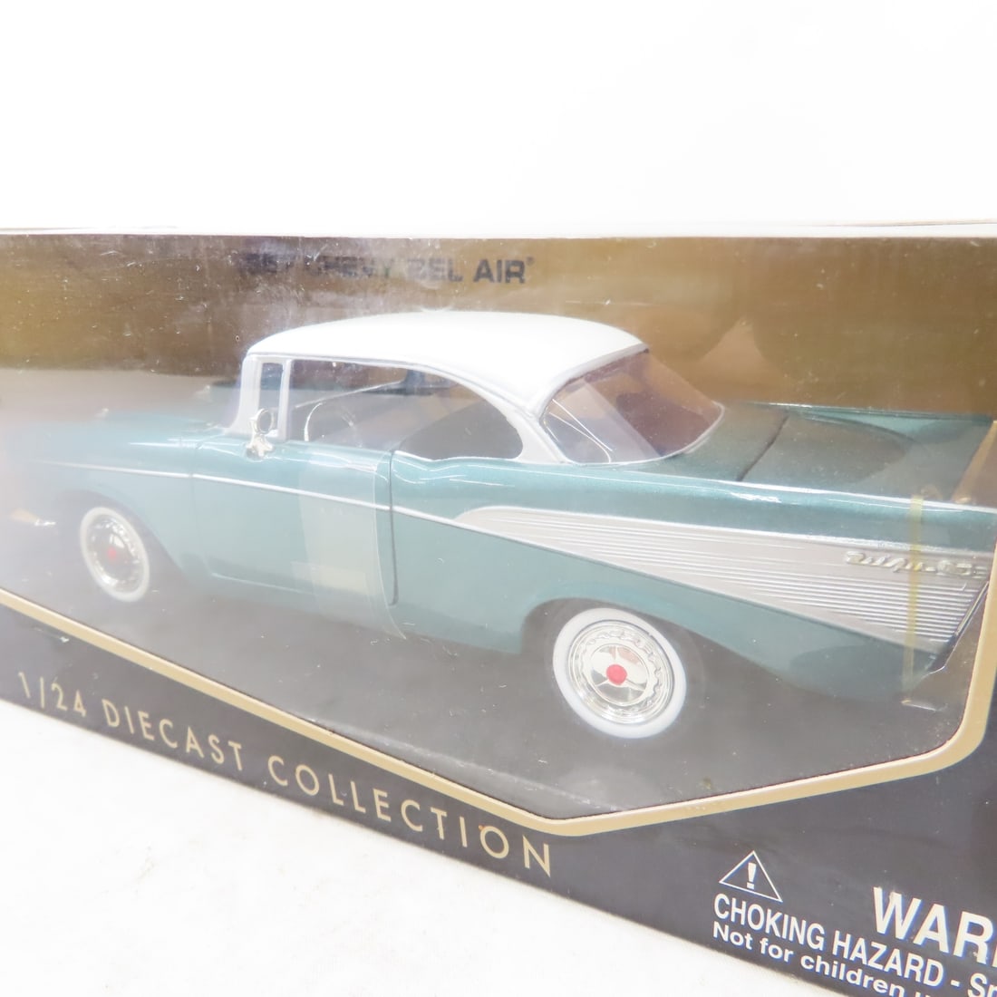 American Classics, Maisto & Motor Max Diecast - 9