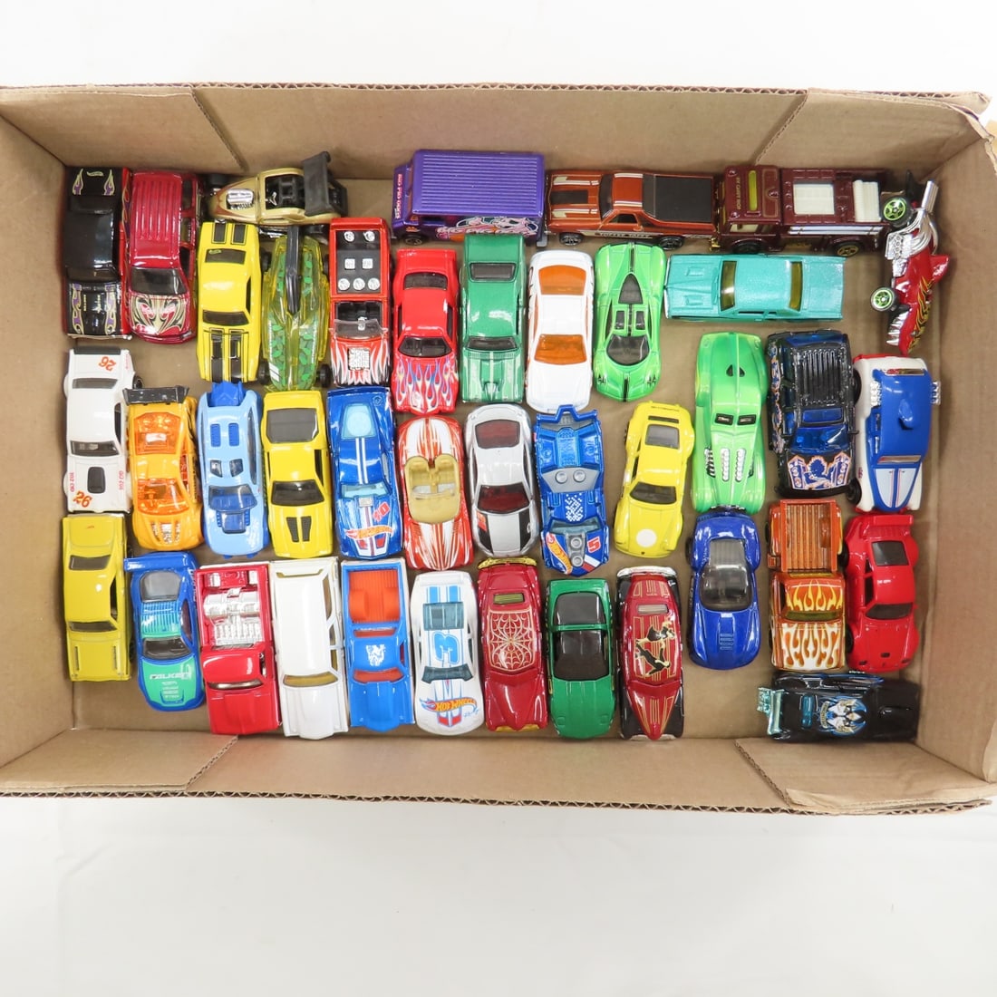 Collection of Loose Hot Wheels & similar diecast - 2