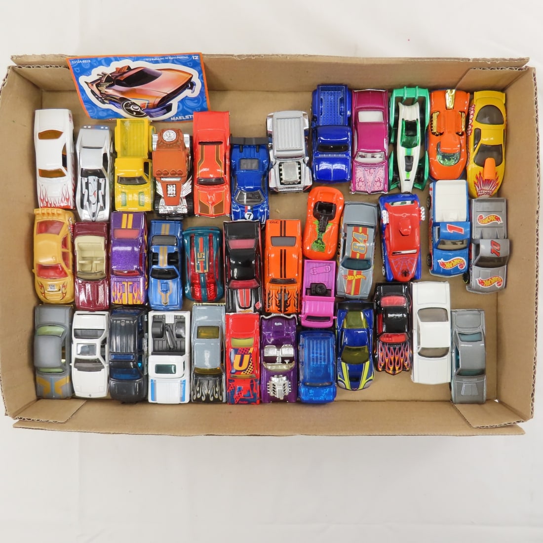 Collection of Loose Hot Wheels & similar diecast - 8