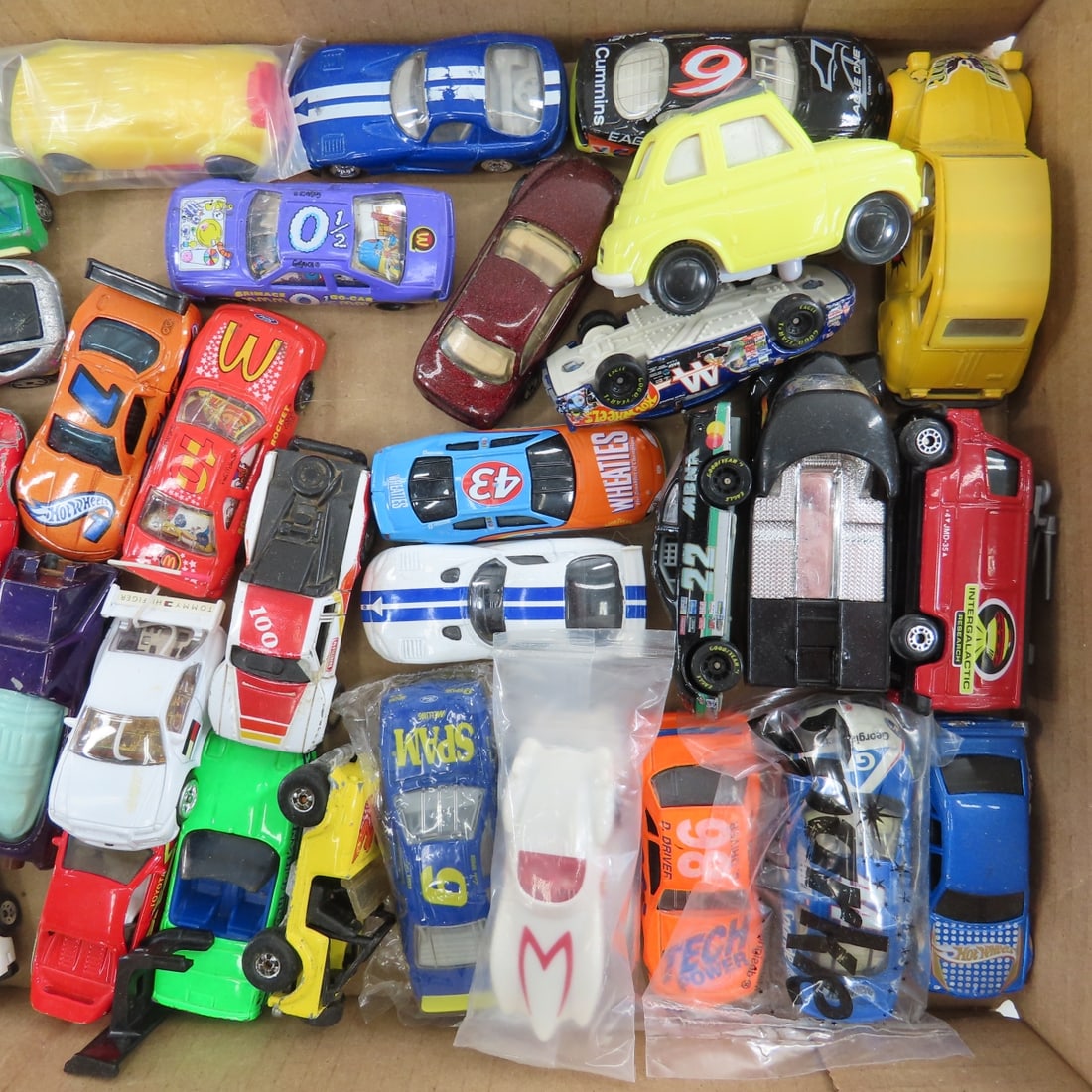 Collection of Loose Hot Wheels & similar diecast - 4