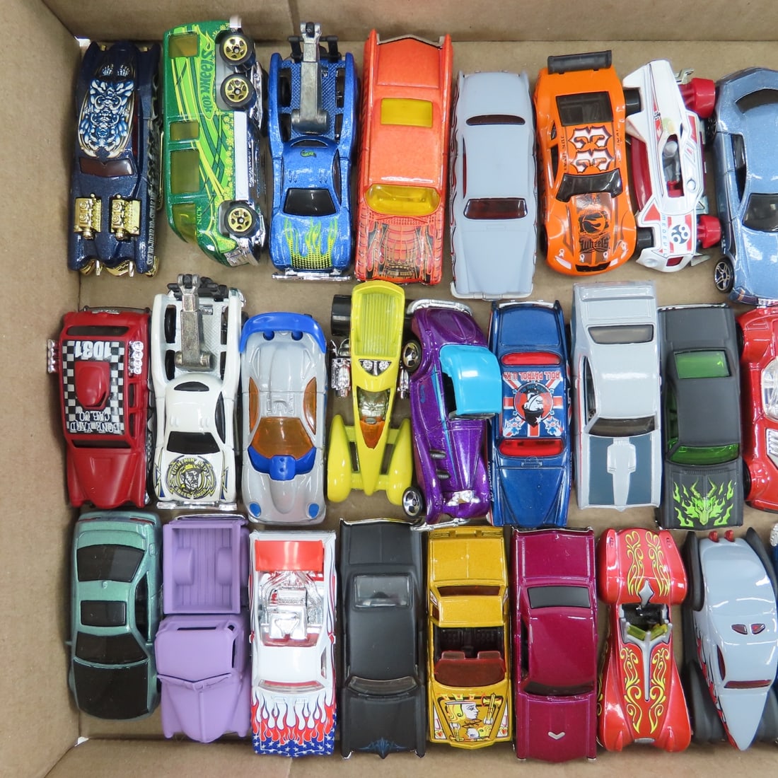 Collection of Loose Hot Wheels & similar diecast - 6