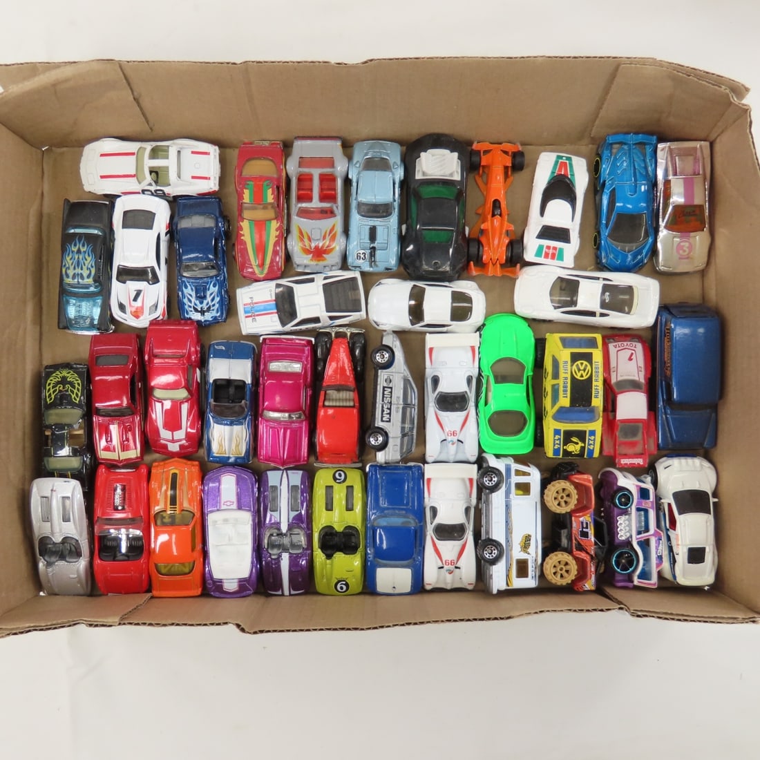 Collection of Loose Hot Wheels & similar diecast - 5