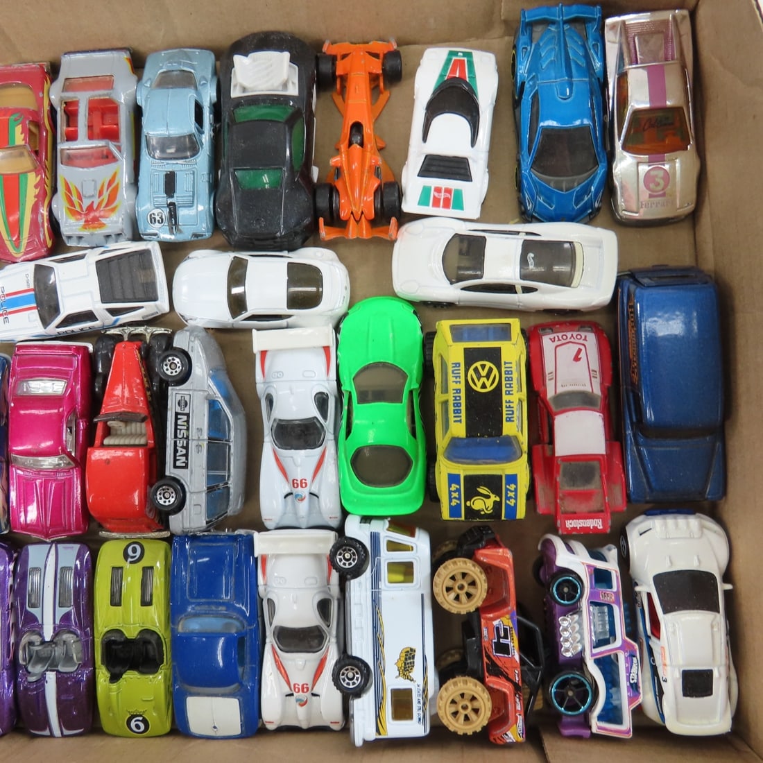 Collection of Loose Hot Wheels & similar diecast - 7