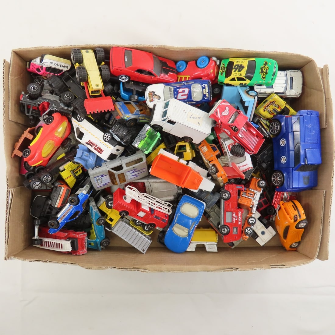 Collection of Loose Hot Wheels & similar diecast - 5