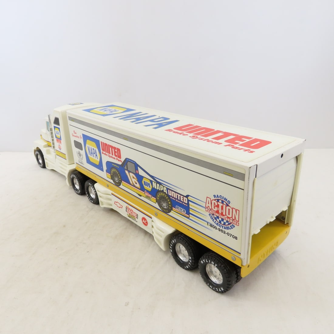 Nylint NAPA United Brake Systems Tractor Trailer - 3