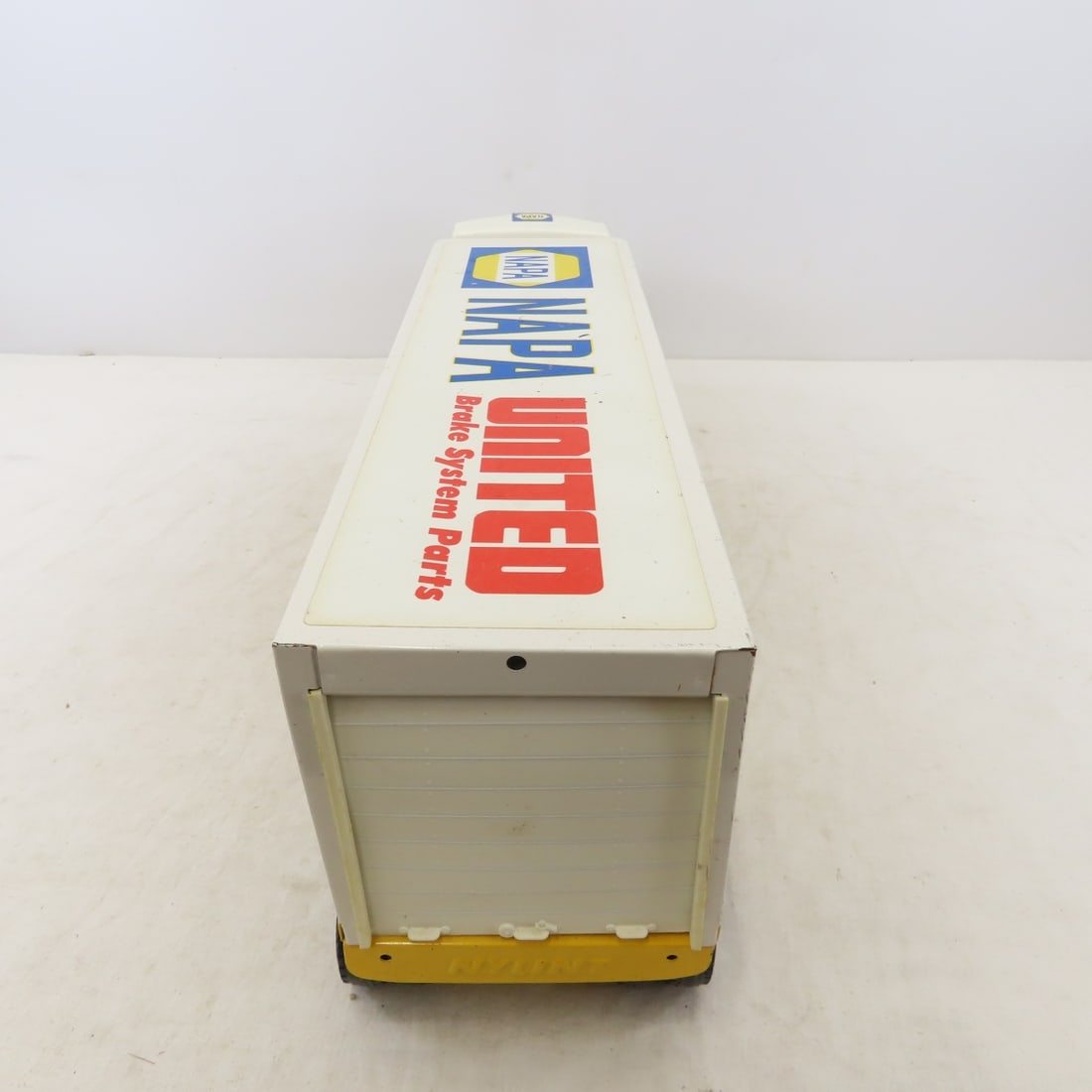 Nylint NAPA United Brake Systems Tractor Trailer - 4