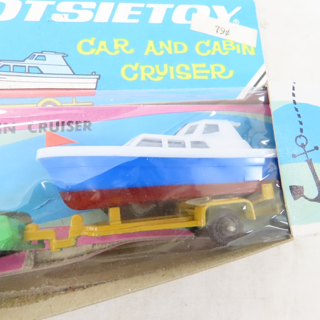 Tootsietoy Car & Cabin Cruiser w/Trailer on card - 2