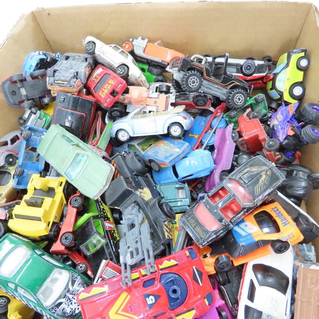 1:64 Diecast Cars, Goodyear Carrier & Stackers - 6
