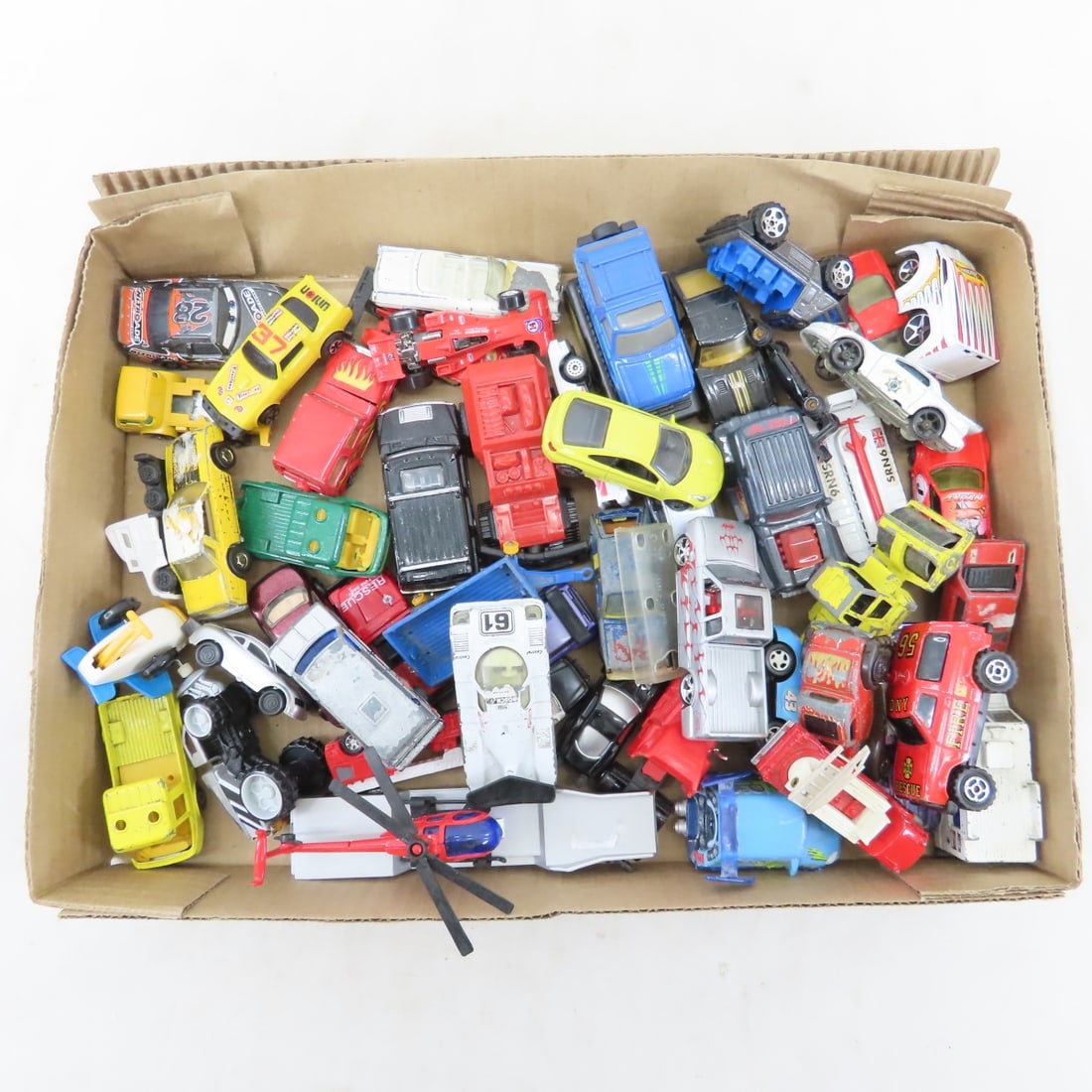 1:64 Diecast Cars, Goodyear Carrier & Stackers - 8