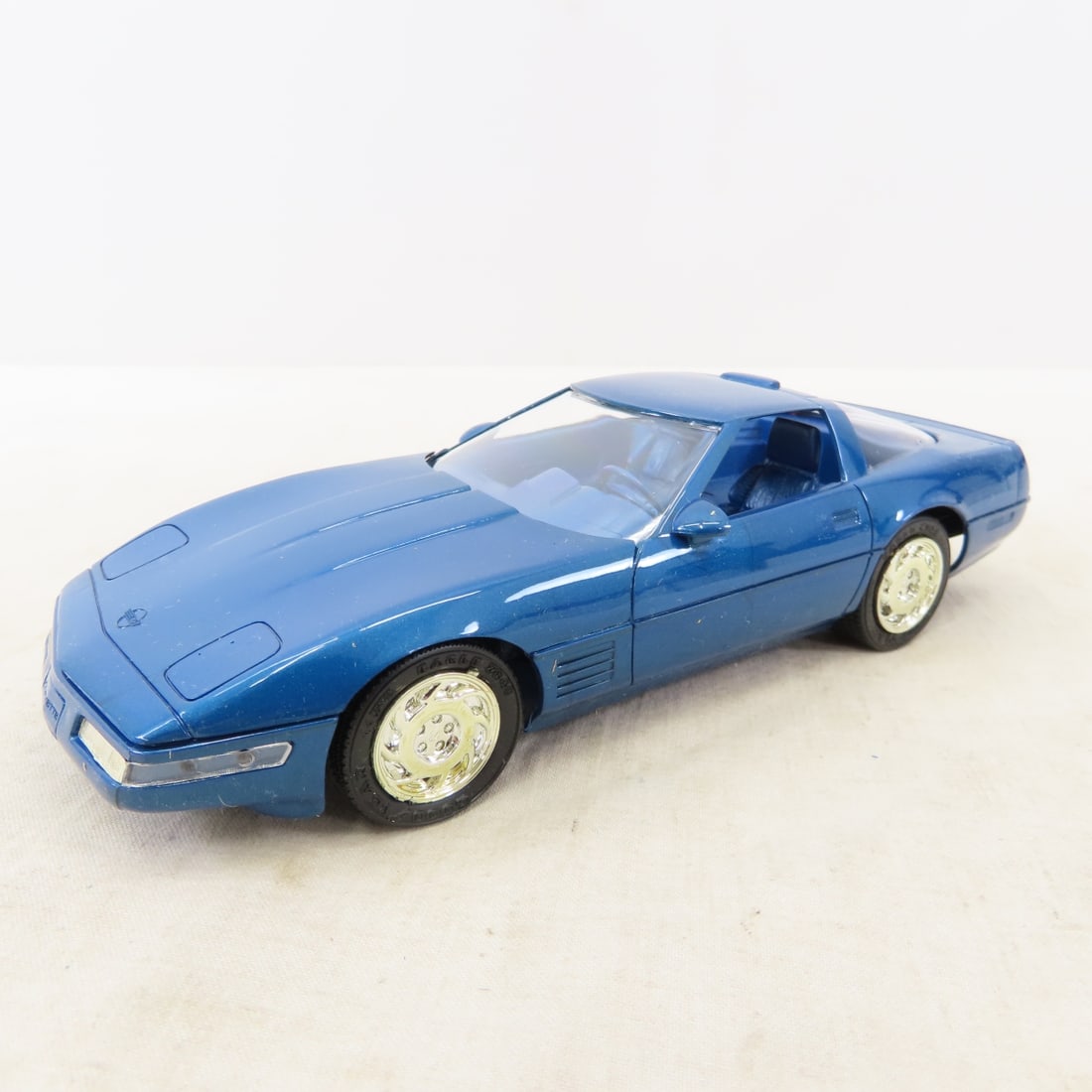 4 ERTL AMT Corvette Promo Cars in boxes - 2
