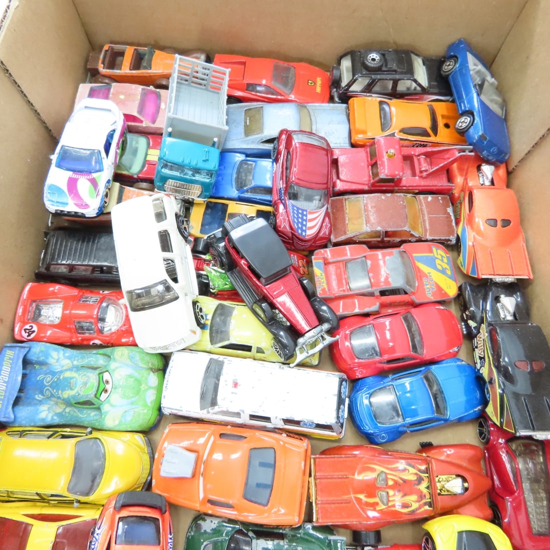 Collection of Loose Hot Wheels & similar diecast - 12